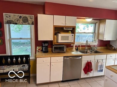 2404 N Cherry St, Columbus, IN 47201 - photo 5