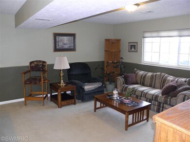 976 Pinnacle Ct unit 8, Plainwell, MI 49080 - photo 6
