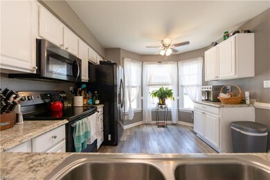 4707 Woods Edge Rd, Virginia Beach, VA 23462 - photo 6