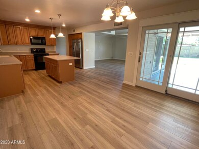 2139 S La Rosa Dr, Tempe, AZ 85282 - photo 4