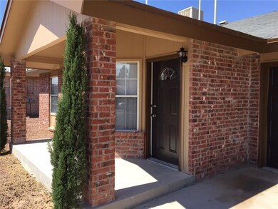 521 Lauren St, Horizon City, TX 79928 - photo 2