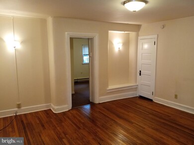 1138 E Schuylkill Rd unit 7, Pottstown, PA 19465 - photo 2