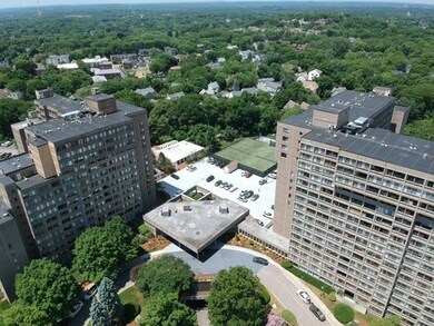 250 Hammond Pond Pkwy unit 1107 S, Chestnut Hill, MA 02467 - photo 3