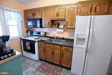 1784 Weston Ave, Parkville, MD 21234 - photo 5