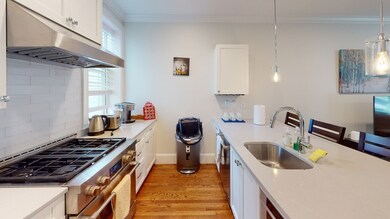 1240 Beacon St unit 3, Brookline, MA 02446 - photo 2