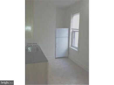 630 State St unit 2ND FL, Camden, NJ 08102 - photo 4