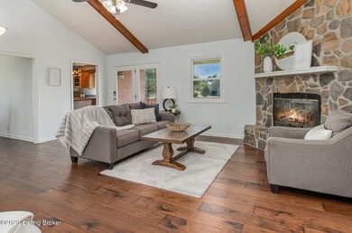 141 Kamp Dr, Mount Washington, KY 40047 - photo 5