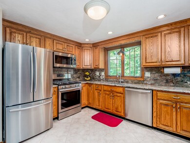 86 Chestnut Cir, Randolph, MA 02368 - photo 5