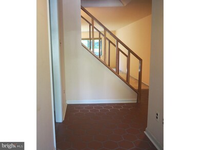 517 Foxwood Ln, Paoli, PA 19301 - photo 2