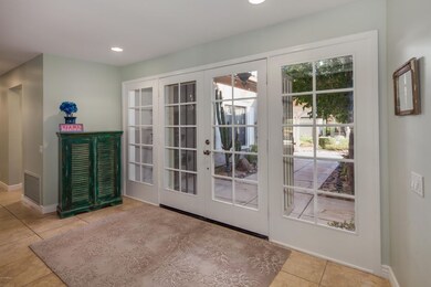 006_Entry ~ Foyer