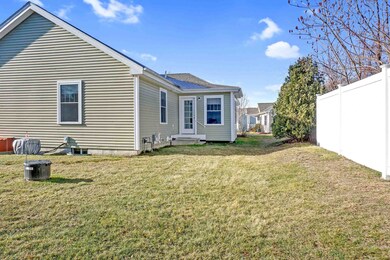 21 Stinson Dr, Nashua, NH 03063 - photo 3
