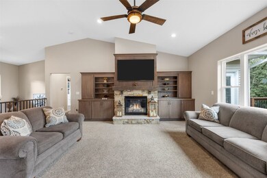 3873 Greens Grove Rd, Center Point, IA 52213 - photo 6