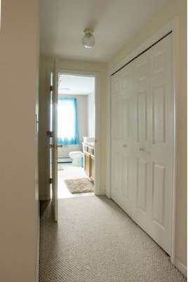 75 Berrington Rd, Leominster, MA 01453 - photo 6