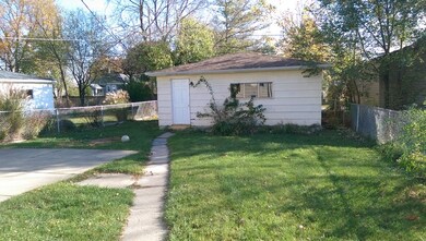 1669 S Cora St, Des Plaines, IL 60018 - photo 4