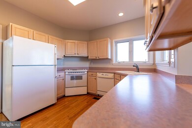 1100 Paca Dr, Edgewater, MD 21037 - photo 5