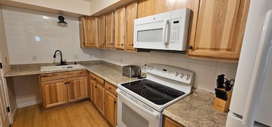 02. Kitchen