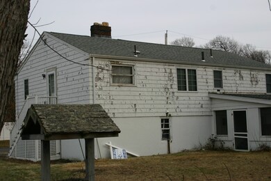 8 Pranker Rd, Saugus, MA 01906 - photo 3