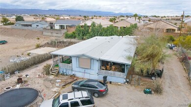 Drone / aerial view featuring a mountain view