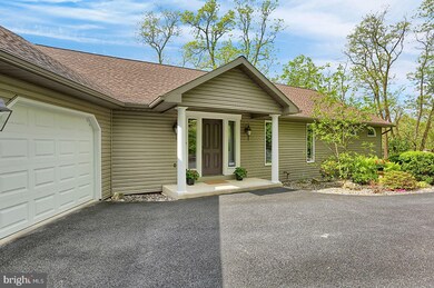 245 Blossom Ct, Bernville, PA 19506 - photo 7