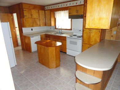 303 Rosemary Ln, Shelbyville, TN 37160 - photo 4