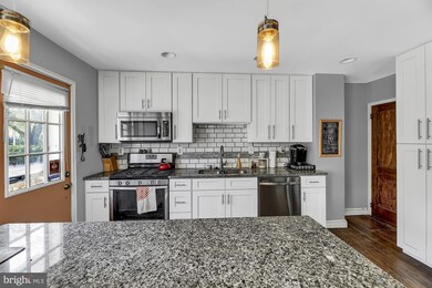 2016 Northbourne Rd, Baltimore, MD 21239 - photo 4