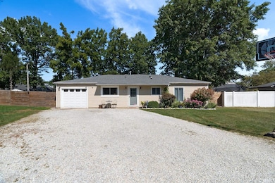 808 E Pine Ln, Monticello, IN 47960 - photo 2