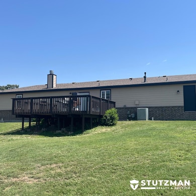 1001 Ping Ct, Ulysses, KS 67880 - photo 2