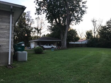 7914 Smyrna Pkwy, Louisville, KY 40228 - photo 6