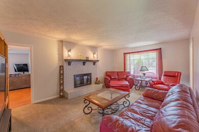 9933 Beeler Dr, Newburgh, IN 47630 - photo 5