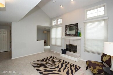 2404 81st Cir, Urbandale, IA 50322 - photo 2