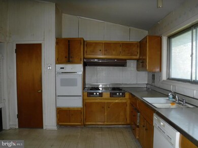 2303 Barren Hill Rd, Lafayette Hill, PA 19444 - photo 7