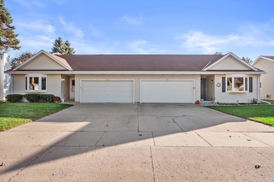 1707 Eden Dr, West Bend, WI 53095 - photo 6