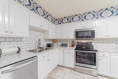 805 Sedgefield Ct, Manchester, TN 37355 - photo 6