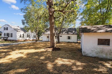 217 Grace St, Oxford, NC 27565 - photo 4