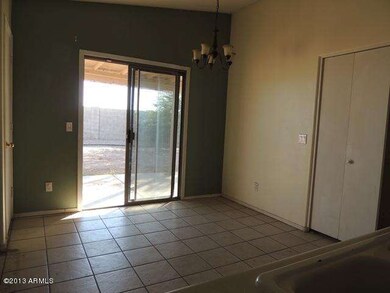 1421 Montebello - Dining Area