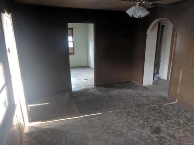 507 Clarence St, Collinsville, IL 62234 - photo 4