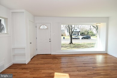 6913 Quander Rd, Alexandria, VA 22307 - photo 7