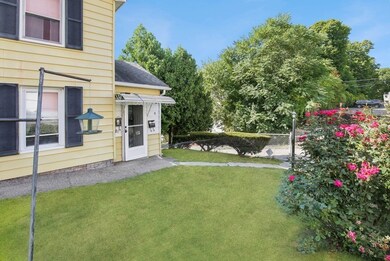 8 Perkins St, Worcester, MA 01605 - photo 3