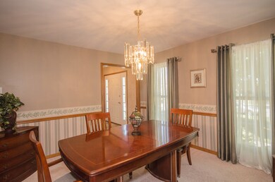 2628 Partlow Dr, Naperville, IL 60564 - photo 6