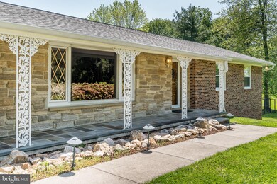 8013 Mckenstry Dr, Laurel, MD 20723 - photo 2