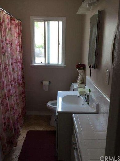 Completely Refinished Full Bath