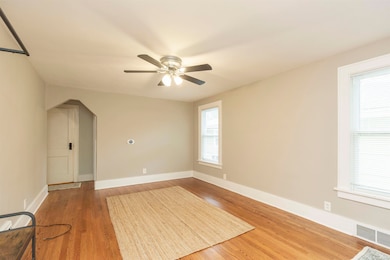 1325 S 31st St, South Bend, IN 46615 - photo 5