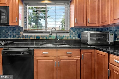 3302 Northbrook Rd, Pikesville, MD 21208 - photo 6