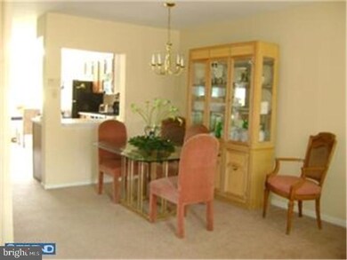 123 Carriage Ln, Swedesboro, NJ 08085 - photo 4