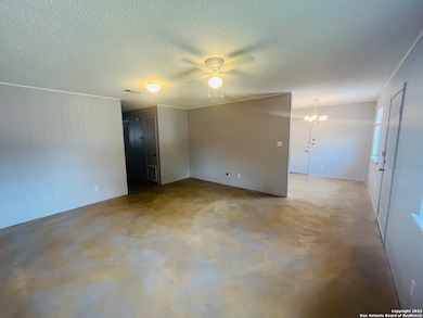 222 Redbud Ln unit A, New Braunfels, TX 78130 - photo 3