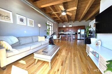 500 N Damen Ave unit 401, Chicago, IL 60622 - photo 5