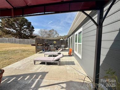 2241 Indian Cross Trail, Matthews, NC 28104 - photo 3