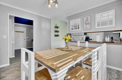 Kitchen Table Area