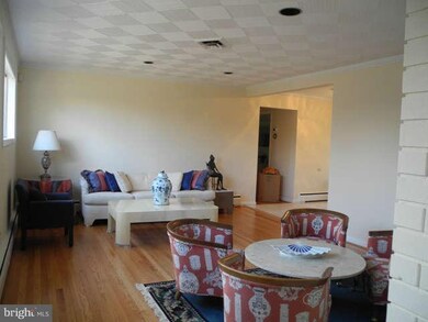 8105 Mcdonogh Rd, Pikesville, MD 21208 - photo 4