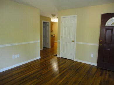 53 Seaverns Bridge Rd, Amherst, NH 03031 - photo 5